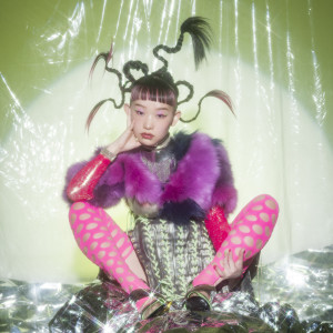 ดาวน์โหลดและฟังเพลง エジソン พร้อมเนื้อเพลงจาก WEDNESDAY CAMPANELLA
