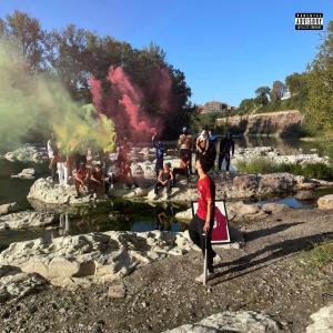 default playlist img