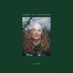 收聽Anneke Van Giersbergen的One More Nanosecond歌詞歌曲