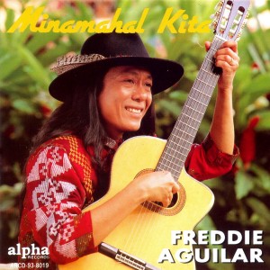 ดาวน์โหลดและฟังเพลง Tayo'y Mga Pinoy พร้อมเนื้อเพลงจาก Freddie Aguilar