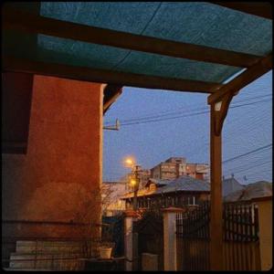 ดาวน์โหลดและฟังเพลง Romeo Fantastick (feat. Lvmbxx) (Explicit) พร้อมเนื้อเพลงจาก Bnd