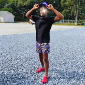 ดาวน์โหลดและฟังเพลง Move The Room พร้อมเนื้อเพลงจาก Range The Artist