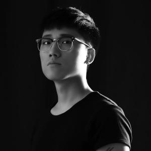 Listen to 闯 (伴奏) song with lyrics from 李尚泽