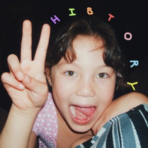 ดาวน์โหลดและฟังเพลง History พร้อมเนื้อเพลงจาก Sarah Hemi