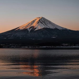 收聽DJ小暴的富士山下（DJ降調版） (完整版)歌詞歌曲