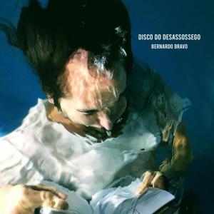 收聽Bernardo Bravo的Desassossego n.3 - Onira歌詞歌曲