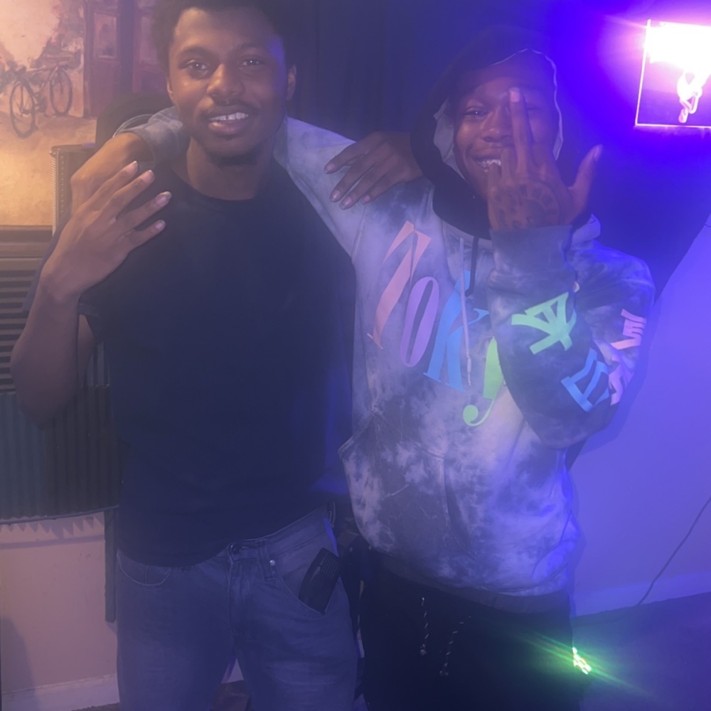 Don't stop (feat. Lil Frank) (Explicit)