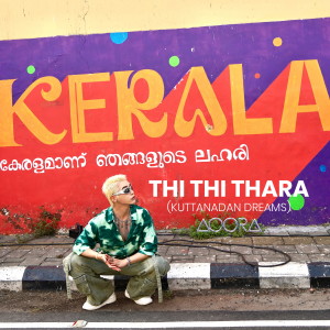 Dengarkan lagu Thi Thi Thara (Kuttanadan Dreams) nyanyian JOUET dengan lirik