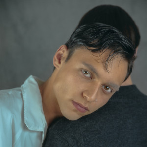 Dengarkan Flicker lagu dari Keelan Mak dengan lirik