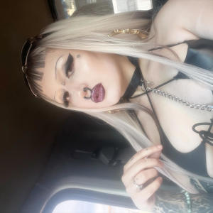 收聽Rachetgoth的EX HO$ HATE ME (feat. zoomeythesimba) (Explicit)歌詞歌曲