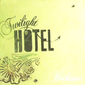 ดาวน์โหลดและฟังเพลง Finding Home พร้อมเนื้อเพลงจาก Twilight Hotel