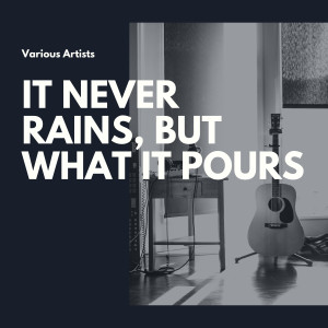 H. Warren的专辑It Never Rains, But What It Pours