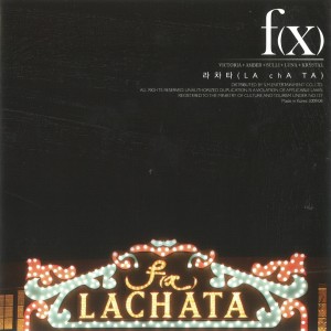 Dengarkan lagu 라차타 nyanyian f(x) dengan lirik