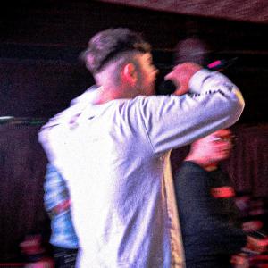 ดาวน์โหลดและฟังเพลง ROCA (feat. cashout) (Explicit) พร้อมเนื้อเพลงจาก realonerey