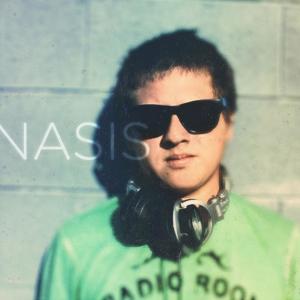 收听Benasis的Somebody Say (Somebody Say)歌词歌曲