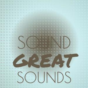 Dengarkan lagu Twenty Christmas nyanyian Aruz Seabe dengan lirik