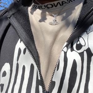 ดาวน์โหลดและฟังเพลง Scotch (Explicit) พร้อมเนื้อเพลงจาก Savior Nate