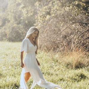 Listen to Walk Away song with lyrics from Craig Campbell