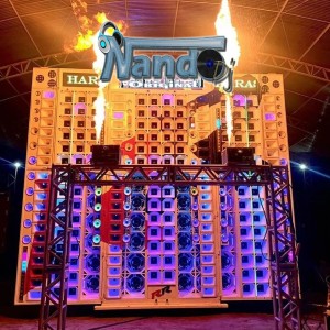 收听Dj Nando Original的Param Pam Pam - Baile de Favela (Acoustic)歌词歌曲