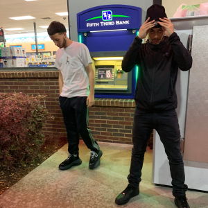 ดาวน์โหลดและฟังเพลง Perfect Timing (Explicit) พร้อมเนื้อเพลงจาก Goonie