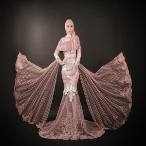 Dengarkan lagu Tasbih nyanyian Diana Limbong dengan lirik