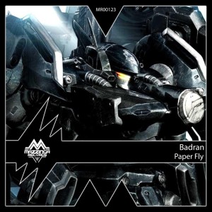 Dengarkan lagu Paper Fly nyanyian Badran dengan lirik