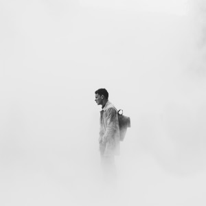 Listen to 爱如潮水 (原唱) song with lyrics from 杨信哲