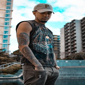 收聽Aros的Killa (Explicit)歌詞歌曲