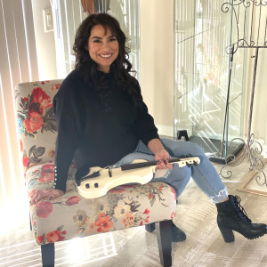 Dengarkan Now I See lagu dari Lisa elliott dengan lirik