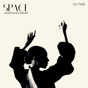 ดาวน์โหลดและฟังเพลง Space (Amapiano Remix) พร้อมเนื้อเพลงจาก Chanelle Ray