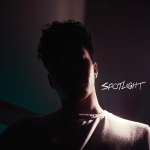 Moret的专辑Spotlight (Explicit)