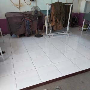 Novi的專輯Merpati putih