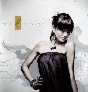 ดาวน์โหลดและฟังเพลง Godai Aku Lagi พร้อมเนื้อเพลงจาก Agnes Monica