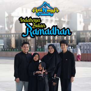 Dengarkan Indahnya Bulan Ramadhan lagu dari Arinaga Family dengan lirik