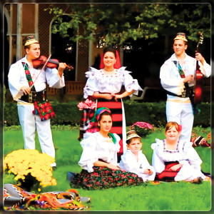 Listen to Mândru Meu Cu Vorbe Bune song with lyrics from Daniel Dogaru