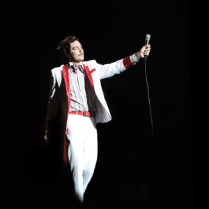 ดาวน์โหลดและฟังเพลง Feelin' Good พร้อมเนื้อเพลงจาก The Growlers