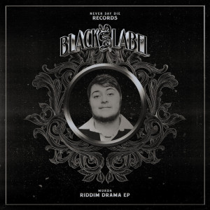 Dengarkan Monster (Midnight Tyrannosaurus Remix) lagu dari Murda dengan lirik
