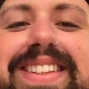 Listen to GAMESTOP song with lyrics from Senshi