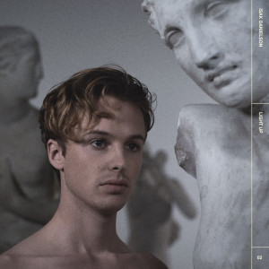 ดาวน์โหลดและฟังเพลง Light Up พร้อมเนื้อเพลงจาก Isak Danielson