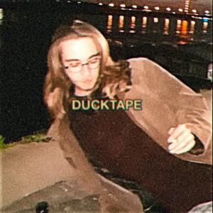 收聽Ducktape的a thousand years have a lot of days歌詞歌曲