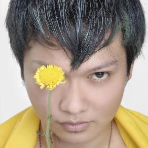 ดาวน์โหลดและฟังเพลง Dan Aku Menyesal พร้อมเนื้อเพลงจาก Azka Ginanjar