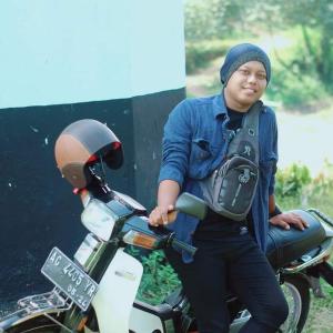 Dengarkan Cinta Yang Hilang lagu dari Jefrisha dengan lirik
