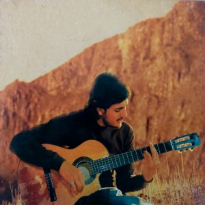 收聽Cololo Macedo的Del Mismo Palo歌詞歌曲