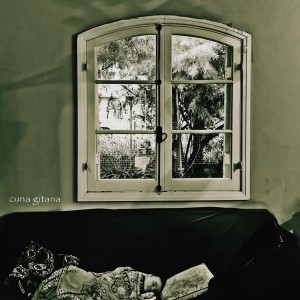 Listen to Cuna Gitana song with lyrics from Andança