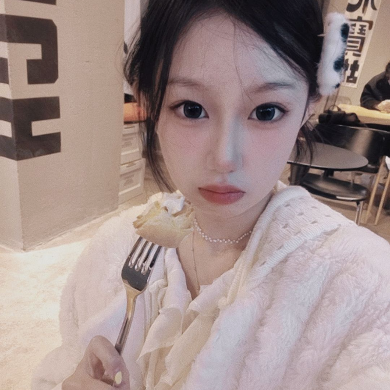 PRETTY 27