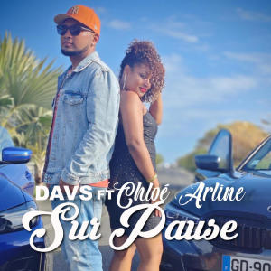 收聽Davs的SUR PAUSE (feat. Chloé Arline)歌詞歌曲