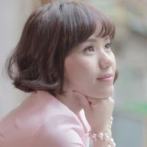 ดาวน์โหลดและฟังเพลง Em Về Trời พร้อมเนื้อเพลงจาก Thùy Chi