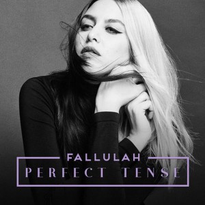 ดาวน์โหลดและฟังเพลง Slow Love พร้อมเนื้อเพลงจาก Fallulah