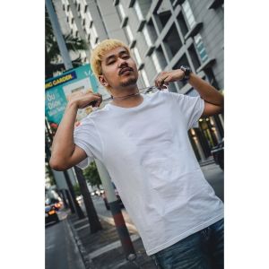 Dengarkan lagu ของขวัญต้นปี nyanyian TANTHAM dengan lirik