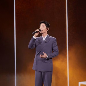 肖战的专辑最幸运的幸运 (2020星光大赏Live版)